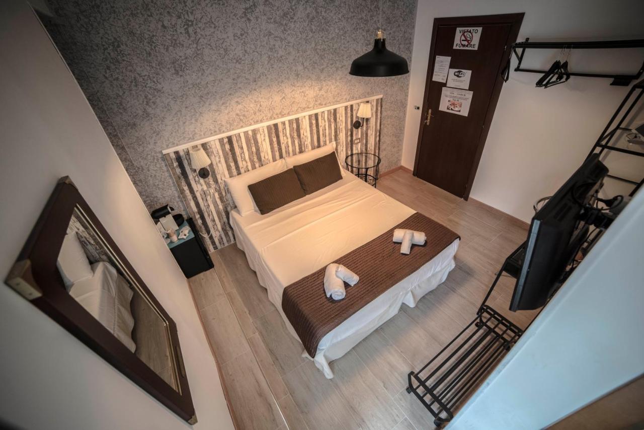 Galleria Frascati Rooms And Apartment المظهر الخارجي الصورة