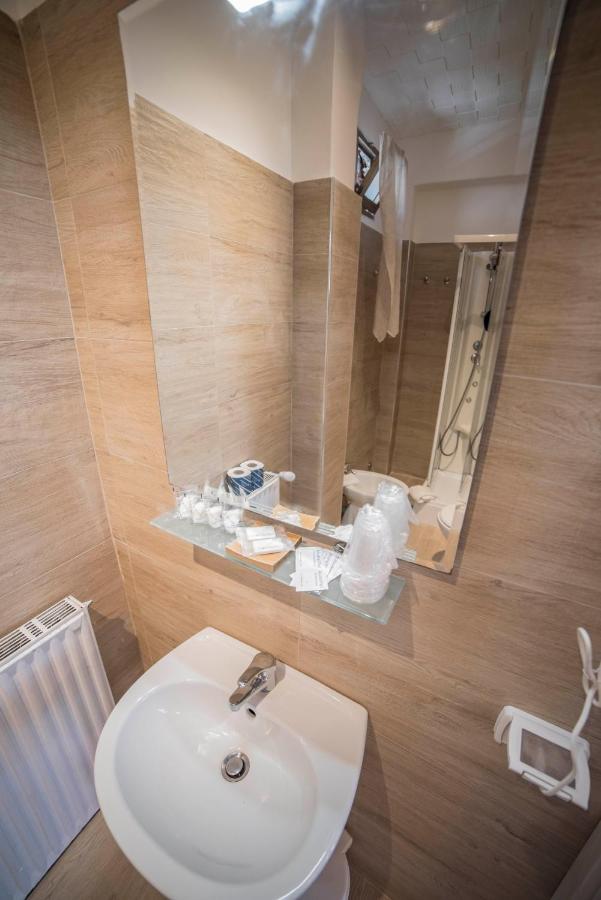 Galleria Frascati Rooms And Apartment المظهر الخارجي الصورة