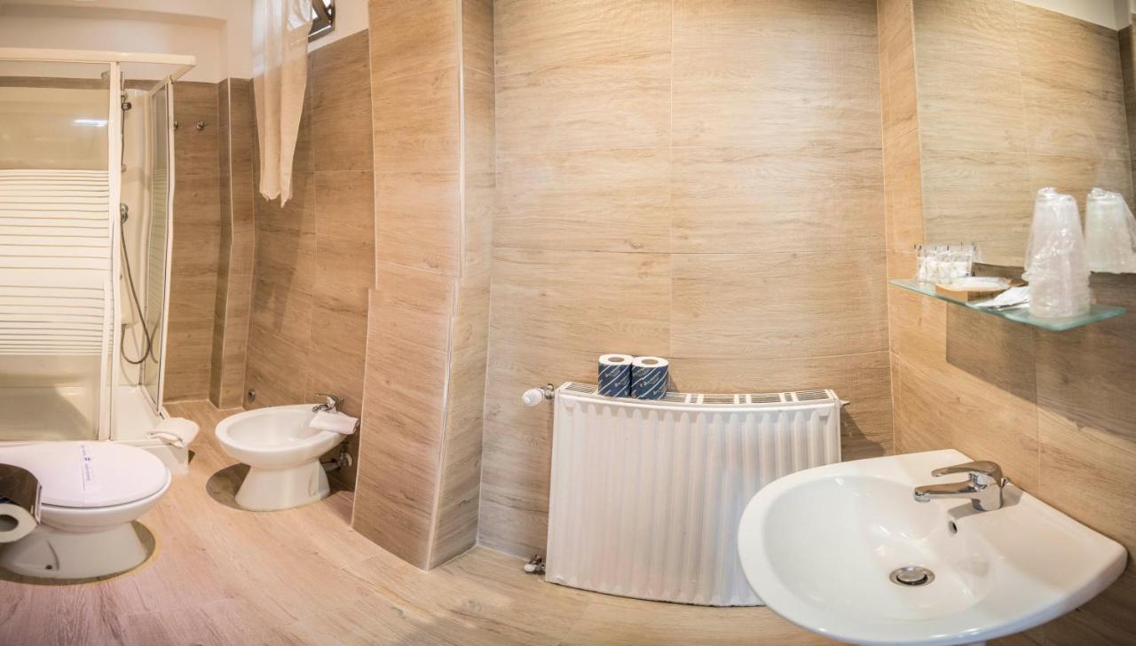 Galleria Frascati Rooms And Apartment المظهر الخارجي الصورة