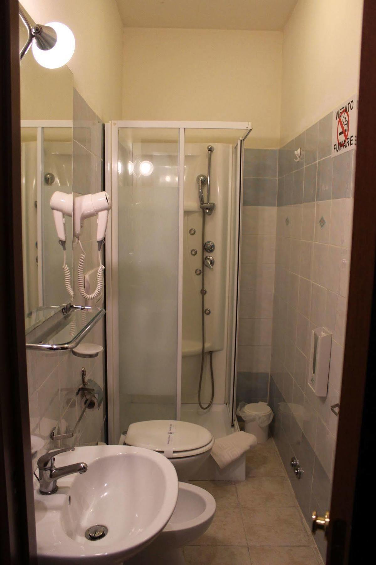 Galleria Frascati Rooms And Apartment المظهر الخارجي الصورة