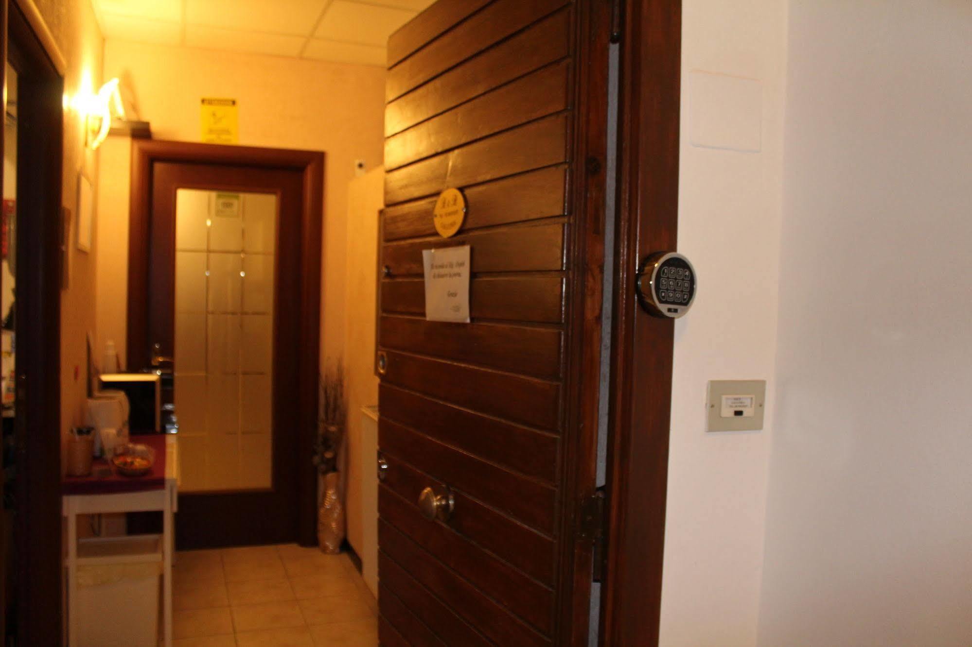 Galleria Frascati Rooms And Apartment المظهر الخارجي الصورة